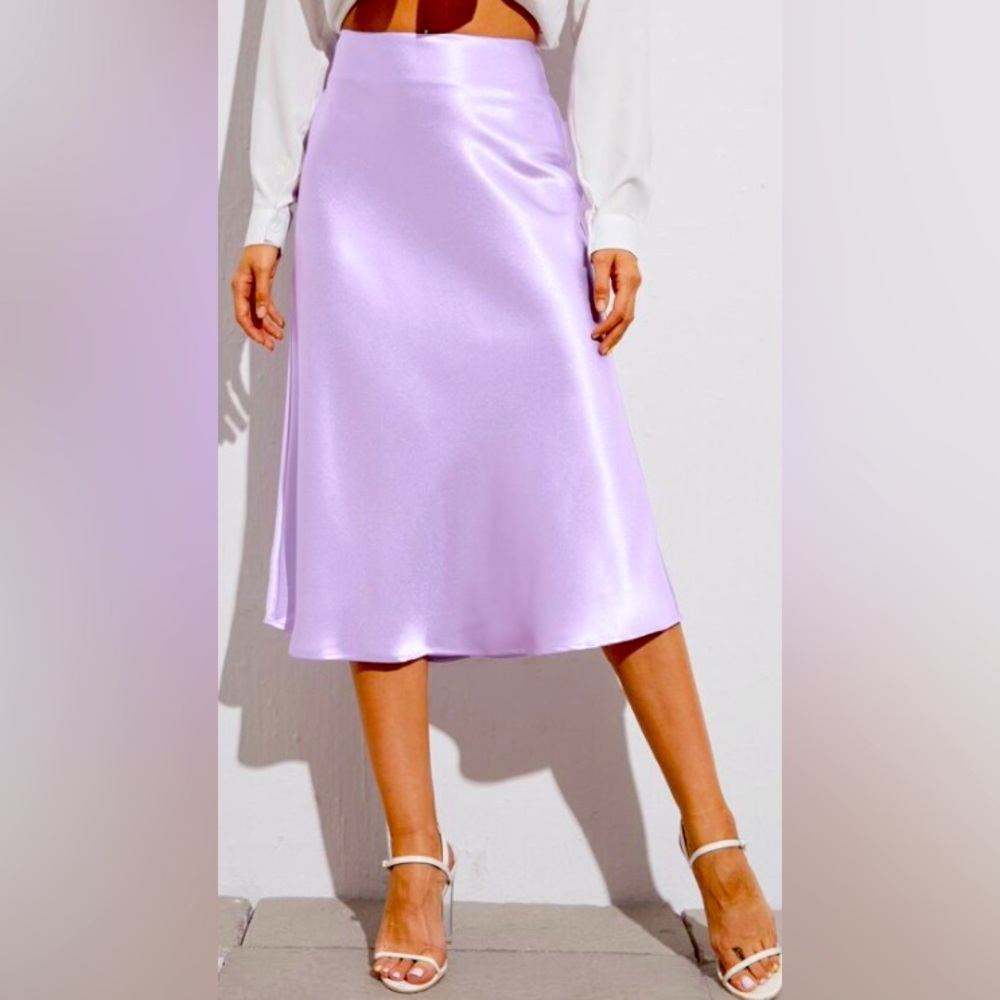 Satin skirt
